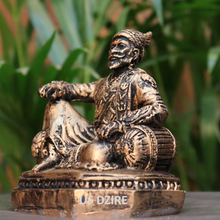 US DZIRE ™ 903 Chhatrapati Shivaji Maharaj Maratha King Statue Decorative Showpiece -  8.5 cm  (Polyresin, Gold, Black)